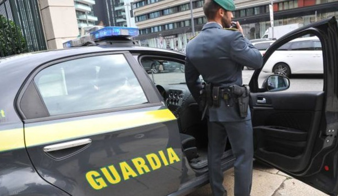 guardia di finanza.jpg - {guardia di finanza.jpg} - [68709]