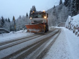 sgombero-neve-mezzi.jpg - {sgombero-neve-mezzi.jpg} - [69486]