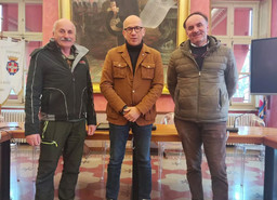 Foto (8).jpg - {Foto (8).jpg} - [70160]