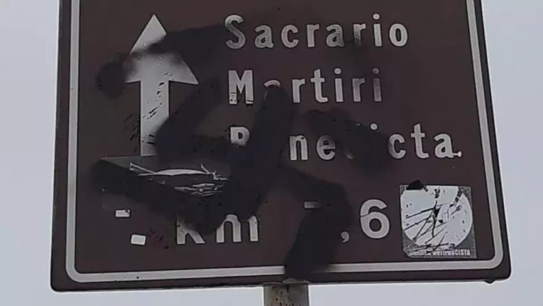 SvasticaBenedicta.jpg - {SvasticaBenedicta.jpg} - [70416]