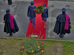 1.jpg - {1.jpg} - [70724]