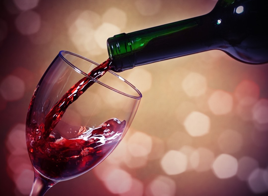 Vino.jpg - {Vino.jpg} - [71220]
