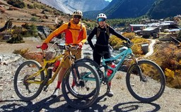 Elisa-Roux-e-Giorgio-Emanuel_QU.jpg - {Elisa-Roux-e-Giorgio-Emanuel_QU.jpg} - [71348]