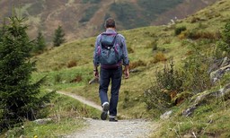 mountaineering-455338_1280.jpg - {mountaineering-455338_1280.jpg} - [7152]