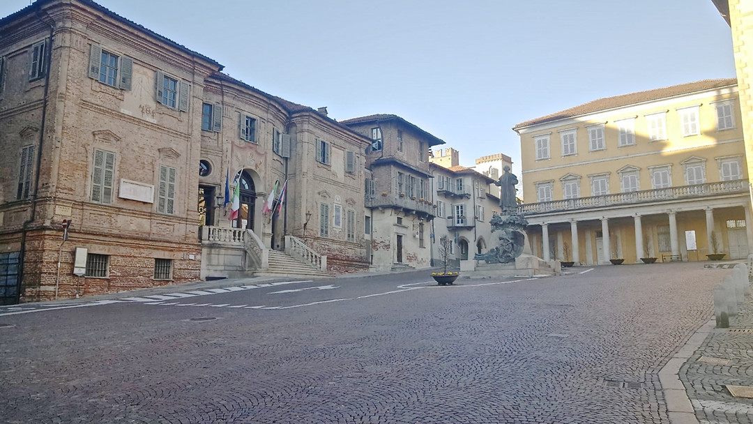 Municipio Bra.jpg - {Municipio Bra.jpg} - [71700]