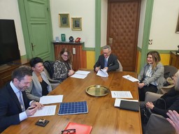 FOTO.jpg - {FOTO.jpg} - [71788]