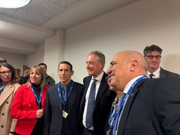 198b4ad1-5b60-4448-8422-745fc016b0c3.jpg - {198b4ad1-5b60-4448-8422-745fc016b0c3.jpg} - [71852]