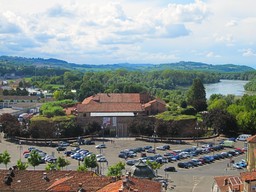 castello e fiume po_m.jpg - {castello e fiume po_m.jpg} - [72108]