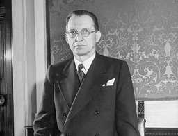 De Gasperi.jpg - {De Gasperi.jpg} - [72228]