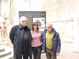 Immagine mostra Revlli organizzatori 1 (1).jpg - {Immagine mostra Revlli organizzatori 1 (1).jpg} - [72332]