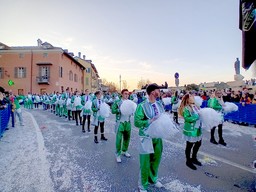 Immagine sfilata fossano Villafalltto ballo (3049217).jpg - {Immagine sfilata fossano Villafalltto ballo (3049217).jpg} - [72340]