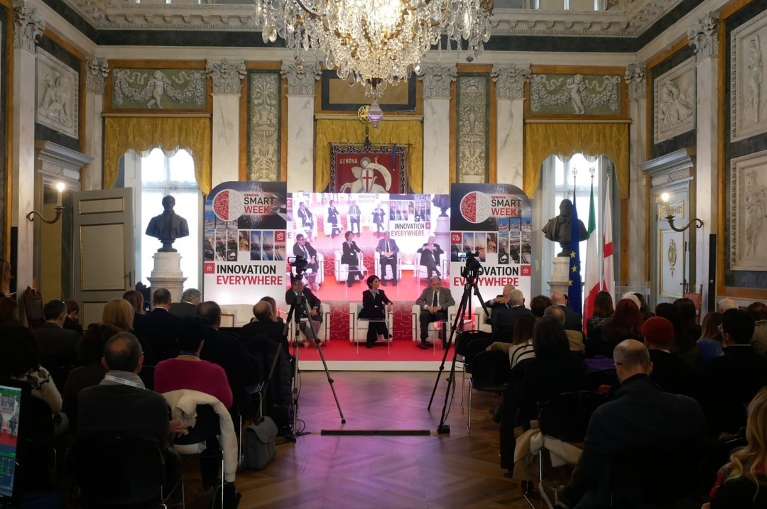 il palco della Genova Smart Week _ph Bardelli.jpg - {il palco della Genova Smart Week _ph Bardelli.jpg} - [7240]