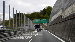 barriere fonoassorbenti autostrada.jpeg - {barriere fonoassorbenti autostrada.jpeg} - [72468]