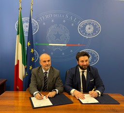 Foto frma parco salute tra Schillaci e Riboldi.jpg - {Foto frma parco salute tra Schillaci e Riboldi.jpg} - [72572]