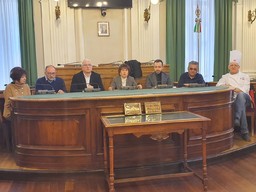 1.jpg - {1.jpg} - [72780]