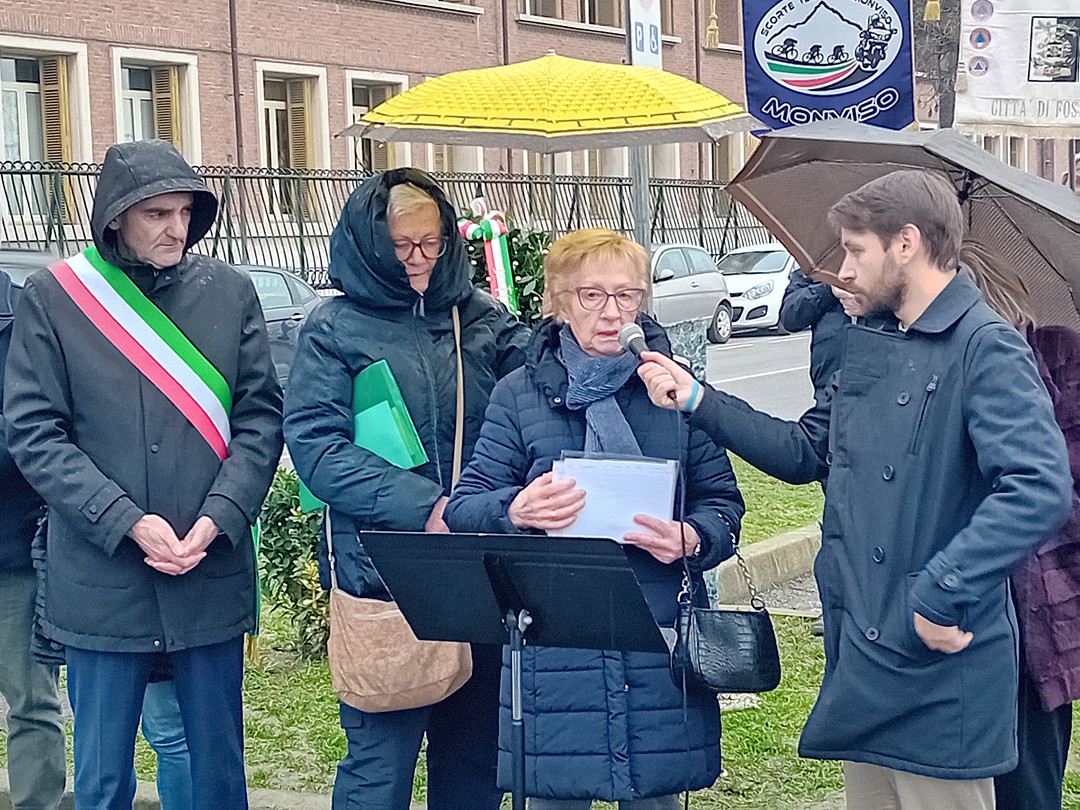 Immagine commemorazion foibe Luciana Rizzott (3042854).jpg - {Immagine commemorazion foibe Luciana Rizzott (3042854).jpg} - [73252]