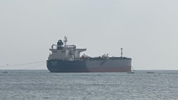 Petroliera_Seacharm_arriva_a_S-1044x587.jpg - {Petroliera_Seacharm_arriva_a_S-1044x587.jpg} - [73613]