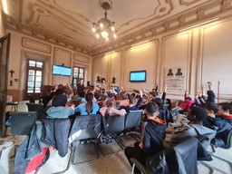 ccr-210225-2.jpg - {ccr-210225-2.jpg} - [74438]