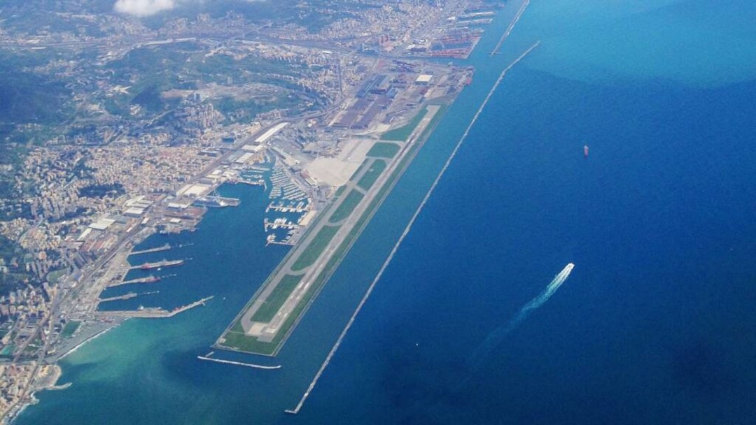 aeroporto genova.jpg - {aeroporto genova.jpg} - [74479]