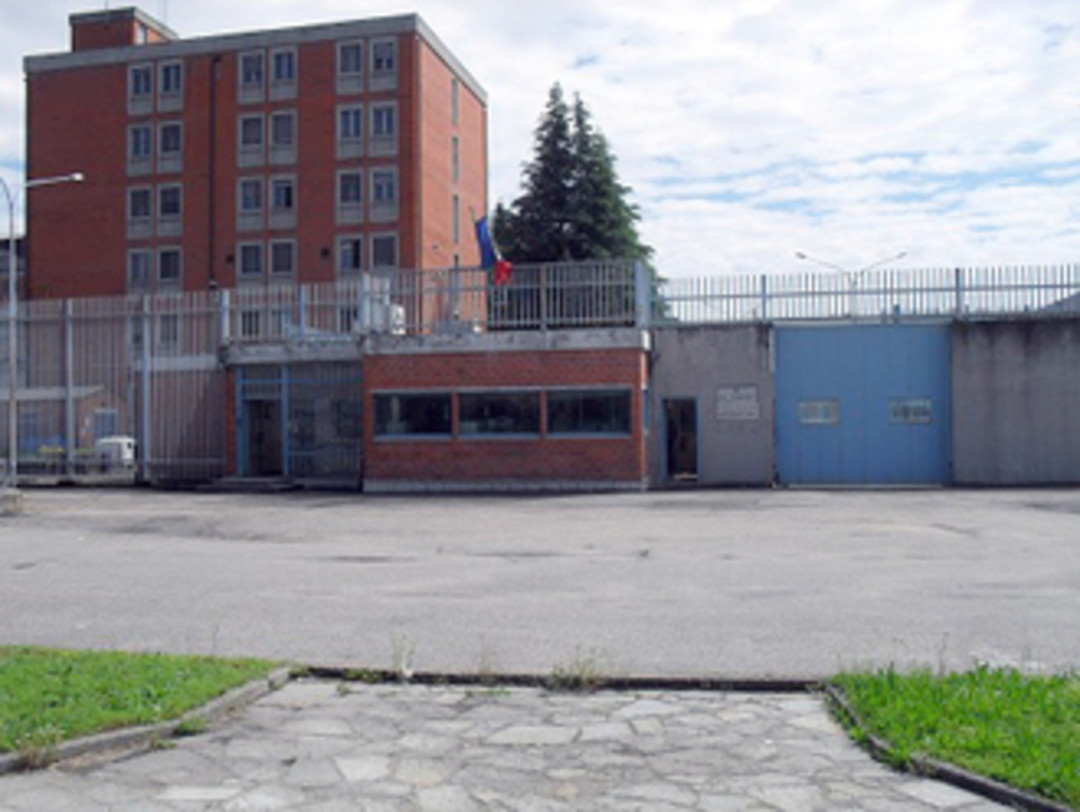 Foto carcere di Vercelli.jpg - {Foto carcere di Vercelli.jpg} - [74615]