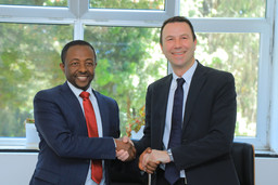 Immagine Foto accordo in Etiopia.jpg - {Immagine Foto accordo in Etiopia.jpg} - [75424]