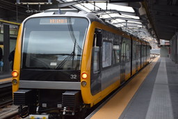 Metro treni nuovi 2.JPG - {Metro treni nuovi 2.JPG} - [7560]