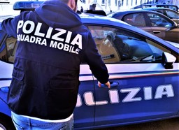 polizia.jpg - {polizia.jpg} - [76258]