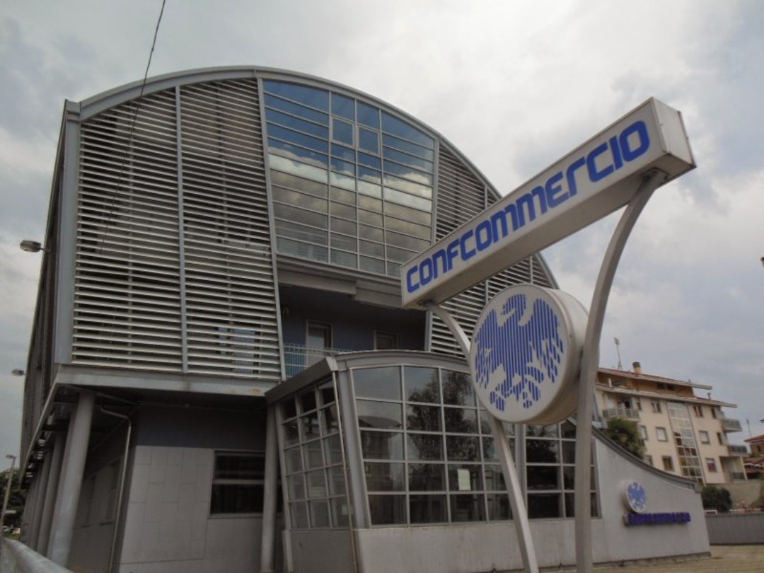 Confcommercio Cuneo.jpg - {Confcommercio Cuneo.jpg} - [76954]