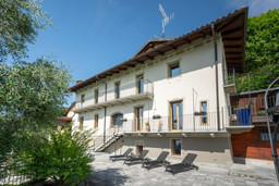 Immagine palazzo Leutrum.jpg - {Immagine palazzo Leutrum.jpg} - [77179]