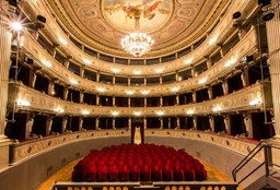 Teatro Milanollo.jpg - {Teatro Milanollo.jpg} - [77268]