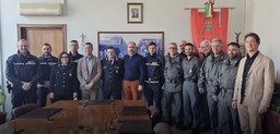RaseroPolizia.jpeg - {RaseroPolizia.jpeg} - [77373]