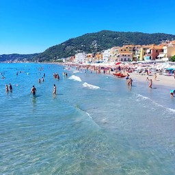 alassio.jpg - {alassio.jpg} - [7752]