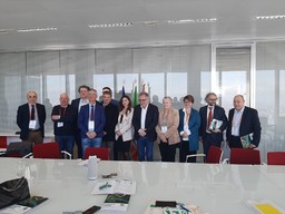 Immagine foto incontro regione 2.jpg - {Immagine foto incontro regione 2.jpg} - [78085]