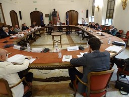 Consiglio provinciale.jpg - {Consiglio provinciale.jpg} - [78149]