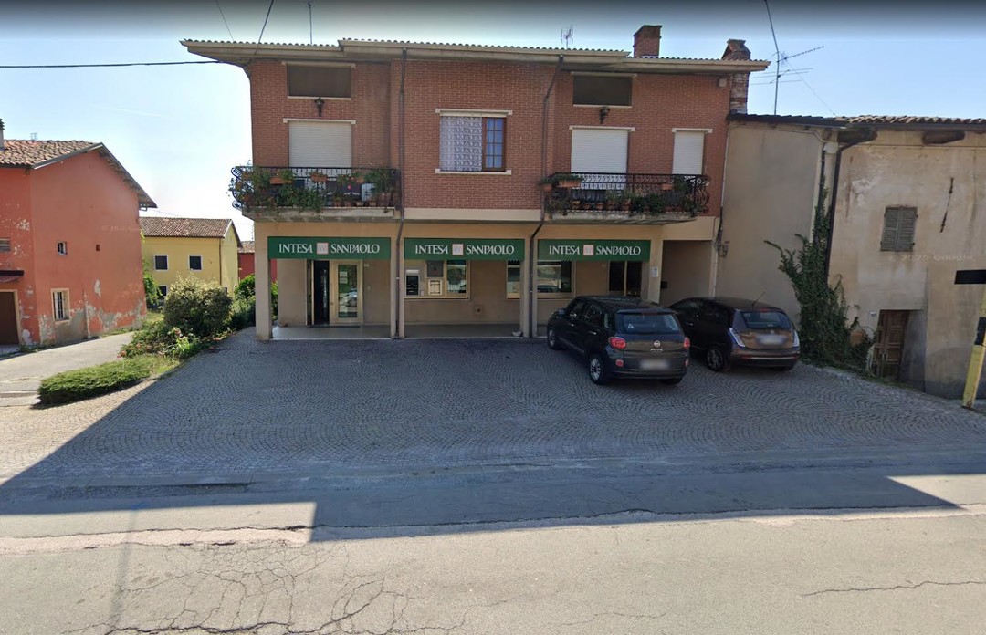 Filiale di Magliano Alpi.jpg - {Filiale di Magliano Alpi.jpg} - [78285]