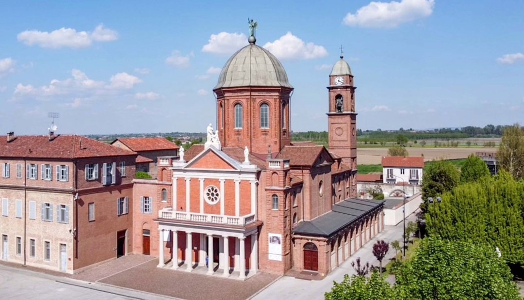 Immagine Cussanio-santuario-foto-aerea.jpg - {Immagine Cussanio-santuario-foto-aerea.jpg} - [78597]