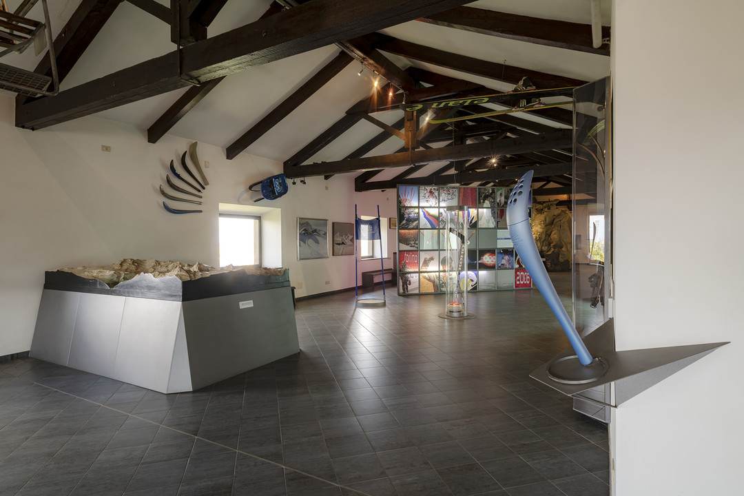 Il Museo della montagna foto 1.jpg - {Il Museo della montagna foto 1.jpg} - [7944]