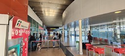 Stazione_Savona_interno.jpg - {Stazione_Savona_interno.jpg} - [79909]