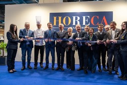 Foto Taglio del nastro Horeca.jpg - {Foto Taglio del nastro Horeca.jpg} - [80037]