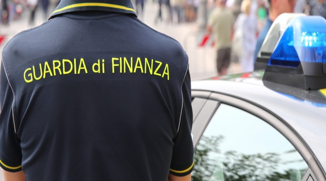 Blitz della Guardia di Finanza foto.jpg - {Blitz della Guardia di Finanza foto.jpg} - [81086]