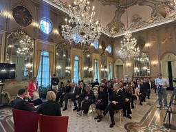 1.jpg - {1.jpg} - [81673]