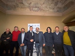 Foto.jpg - {Foto.jpg} - [82636]