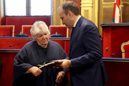 Foto incontro Sala Rossa.jpg - {Foto incontro Sala Rossa.jpg} - [83956]