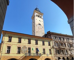 Torre Civica.jpg - {Torre Civica.jpg} - [85126]
