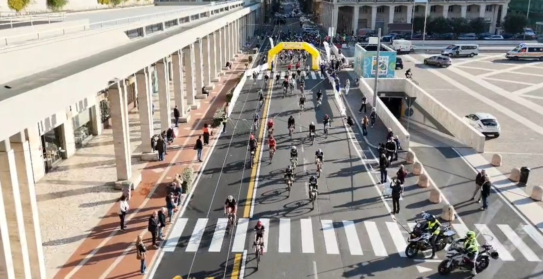 la spezia.jpg - {la spezia.jpg} - [85791]