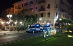 alassio-controlli-notturni.jpg - {alassio-controlli-notturni.jpg} - [8776]
