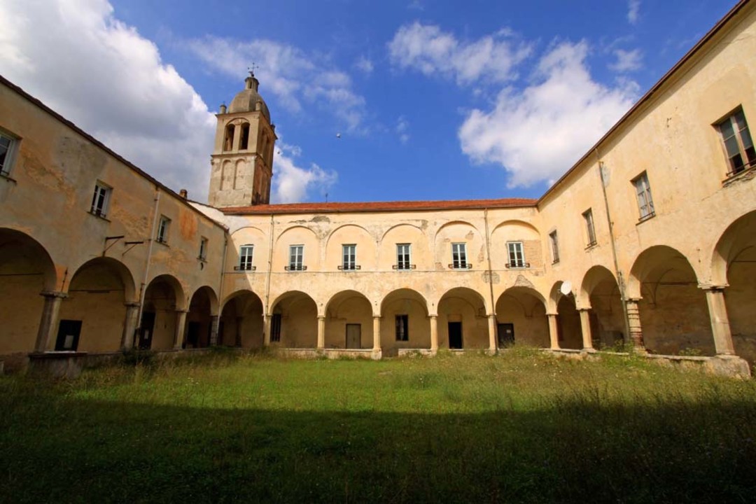 8104_ex-convento-degli-agostiniani.jpg - {8104_ex-convento-degli-agostiniani.jpg} - [87840]