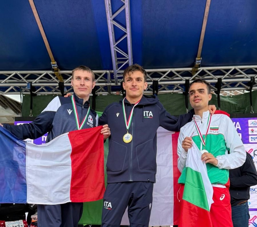 2025-04-13_Mezza_Maratona.jpg - {2025-04-13_Mezza_Maratona.jpg} - [88040]