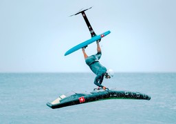 BalzMuller.jpeg - {BalzMuller.jpeg} - [88064]