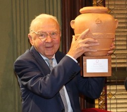 90-giacomo-oddero_tartufo_gdivino_2016_gdivino_2.jpg - {90-giacomo-oddero_tartufo_gdivino_2016_gdivino_2.jpg} - [90674]